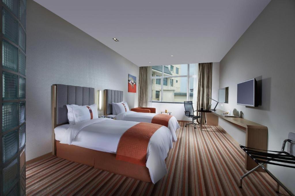 Holiday Inn Express Yangzhou City Center By Ihg מראה חיצוני תמונה