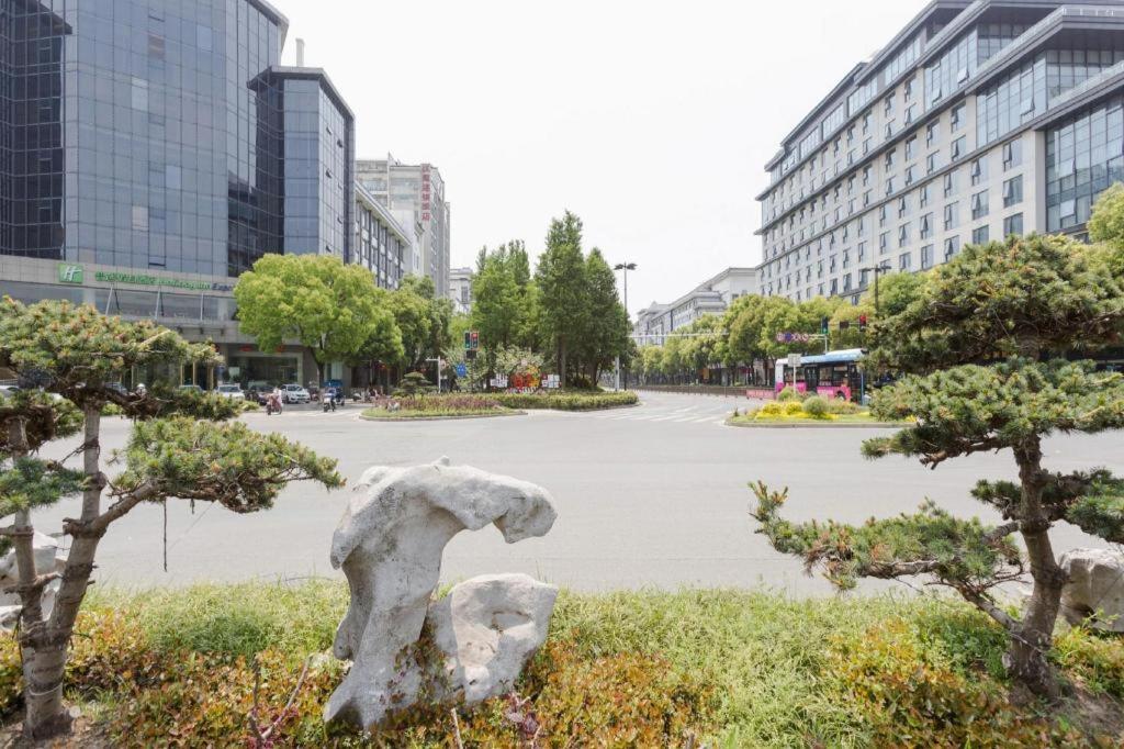 Holiday Inn Express Yangzhou City Center By Ihg מראה חיצוני תמונה